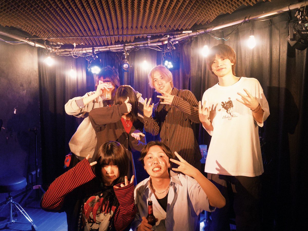 YUUUiKAchang's tweet photo. 黎明 ありがとうございました‼️

一緒に企画してくれた海くん、出演してくれたかえるちゃん、救くん、ジロウちゃん、拓斗さん、見に来てくださったお客さん、Lagunaのスタッフさん、あらいさん！みなさんに感謝です！ありがとうございました！ https://t.co/0hHKfh1LjN