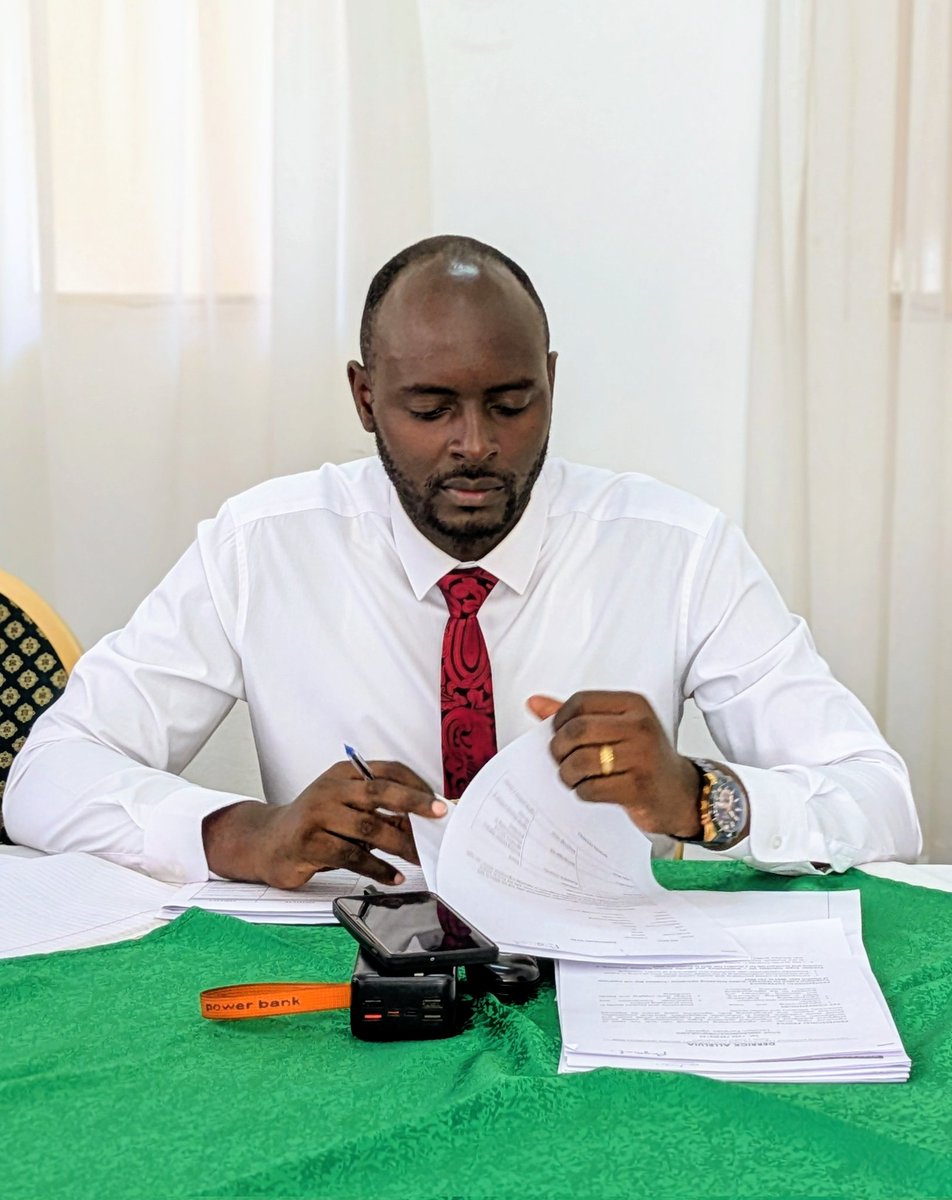 RCollege2222's tweet photo. The management of Row Hills Ranchers Farm in conjunction with @RCollege2222 carried out successful interviews for the applicants who showed interest in working as Farm Managers, Veterinary Officers among others at the Farm premises in Nakaseke District.
@ARwakajaraMP https://t.co/MOuWa03aRG