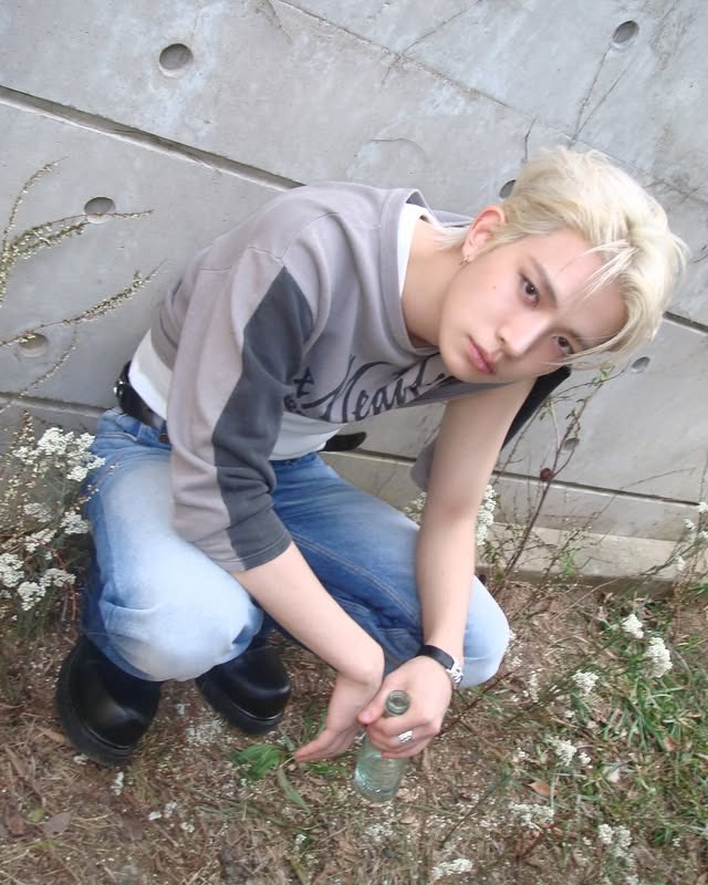 EVAN_POPBASE's tweet photo. [INSTAGRAM] 260617

"Concept photo shoot set"

(1/4)

🔗: https://t.co/SurTMZ4LpK

#EVAN #에반 #HEESEUNG #희승 https://t.co/2yoSCRWXMA