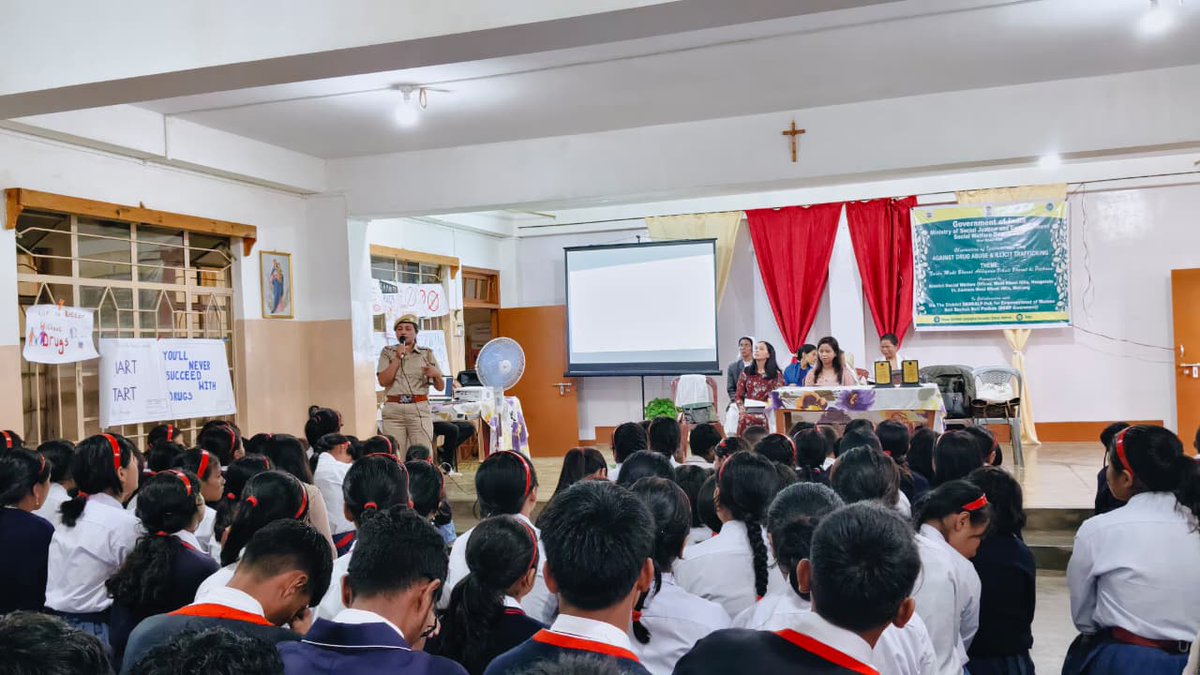 EasternDef's tweet photo. Awareness programme conducted by the District Child Protection Officer along with the District Police at Auxilium Lumjingshai Secondary School, Mawroh, EWKH on the topics  Impact of digital world and Social media on the Adolescence's mental health and  Drug abuse. https://t.co/tyrAhMgQgJ