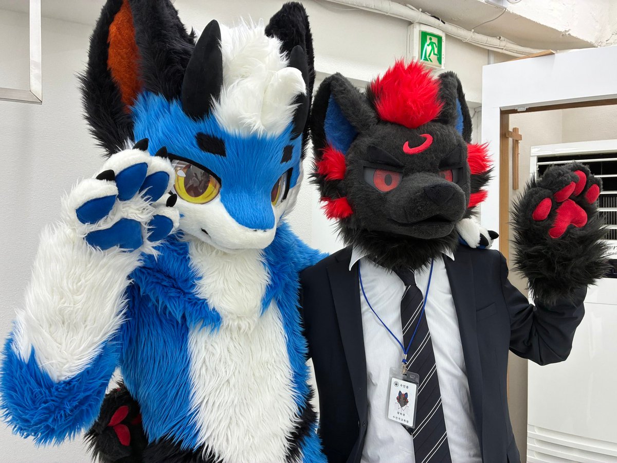 wekli939's tweet photo. とても可愛い
🐺🌙@l3LUE_TUNA https://t.co/LXnrq1Rlh4
