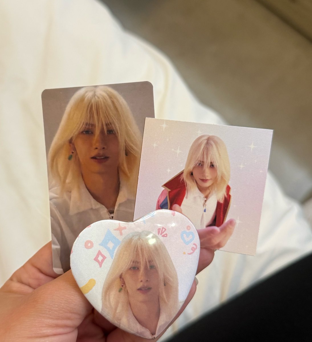 YasmeenOne's tweet photo. i’m very normal about howl jun btw, i totally dont think about it 24/7 https://t.co/yfXfQAxDuZ