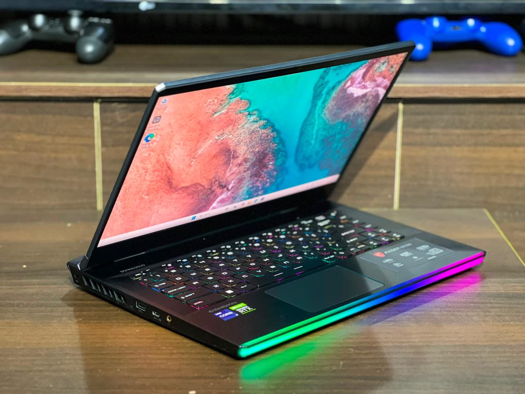 JiggyAnderson_'s tweet photo. MSI Raider GE66 
15.6-Inch 
UHD 4K
120Hz Gaming Laptop
Intel Core i9-12900HK 
16 GB NVIDIA RTX 3080 Ti
32GB DDR5 1TB NVMe SSD 
Cooler Boost 5
Win11 Home
Titanium
Laptop and charger only: 2.2M naira

Message Innov8 Gadgets on WhatsApp. https://t.co/z6309iTIbG https://t.co/nQ0RLHx1Cq