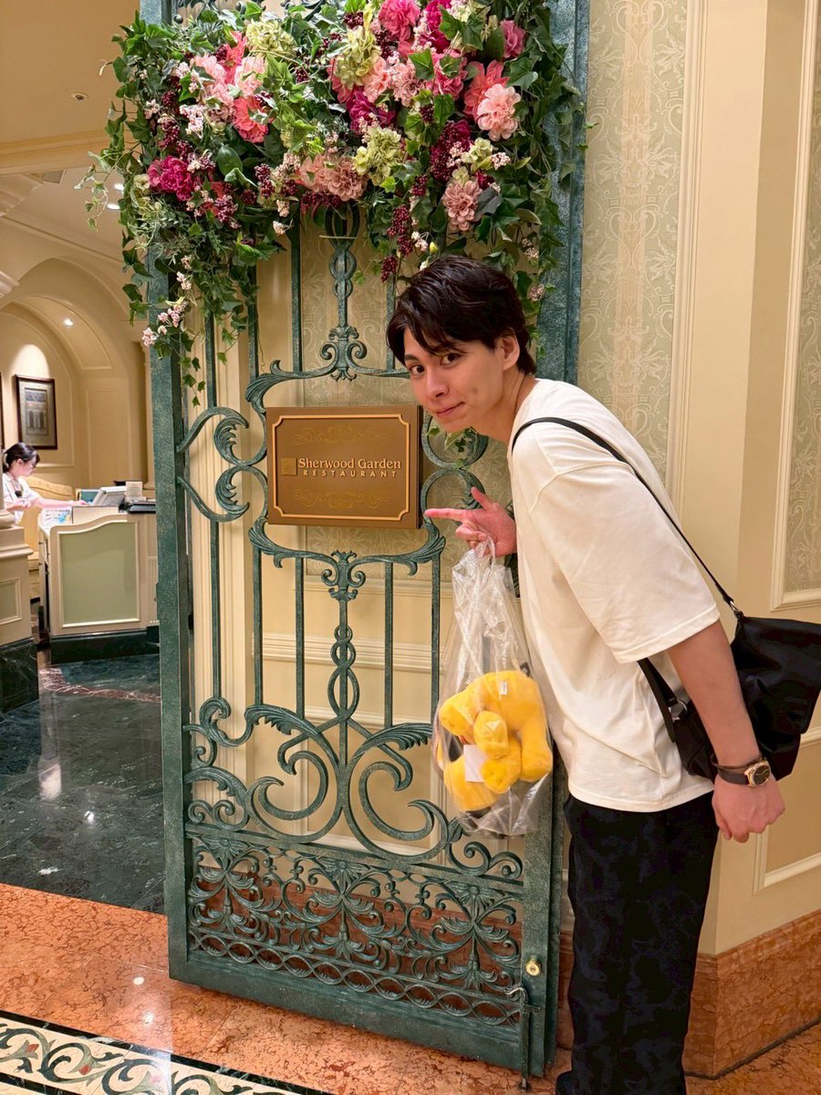 zastozaki's tweet photo. 【FC BLOG更新】

バースデーディズニー🎂

https://t.co/gphlBuLF0d https://t.co/m1blgiCJ5H