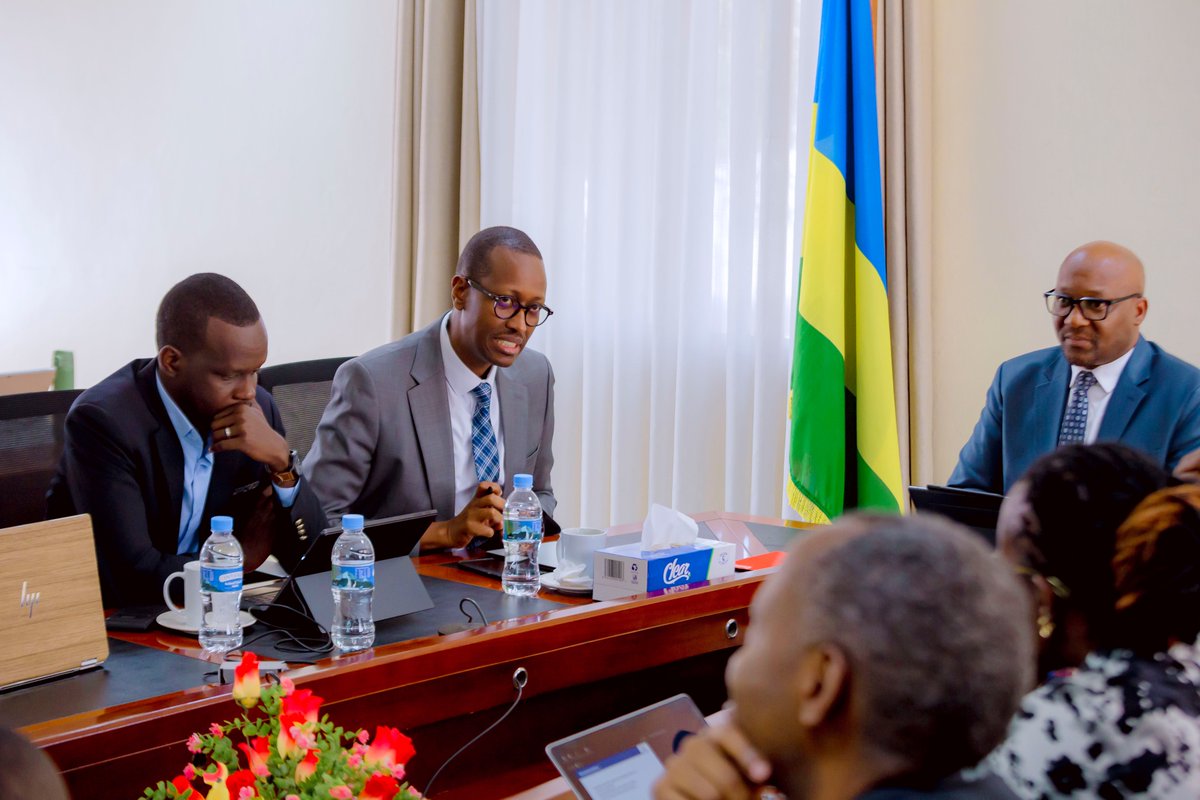 REBRwanda's tweet photo. Today, DG REB, @mbanelson met with the CEO of @RISARwanda ,@TonySebera to discuss a repair and maintenance plan for school computers and electronic devices. The initiative will begin in July 2026 to ensure devices remain functional, supporting effective teaching and learning. https://t.co/Pi59bt2KgZ
