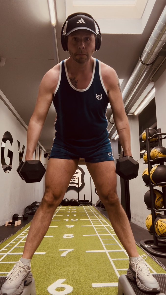JasonBoehm37's tweet photo. #gym #gay https://t.co/7tDjCvxS9E