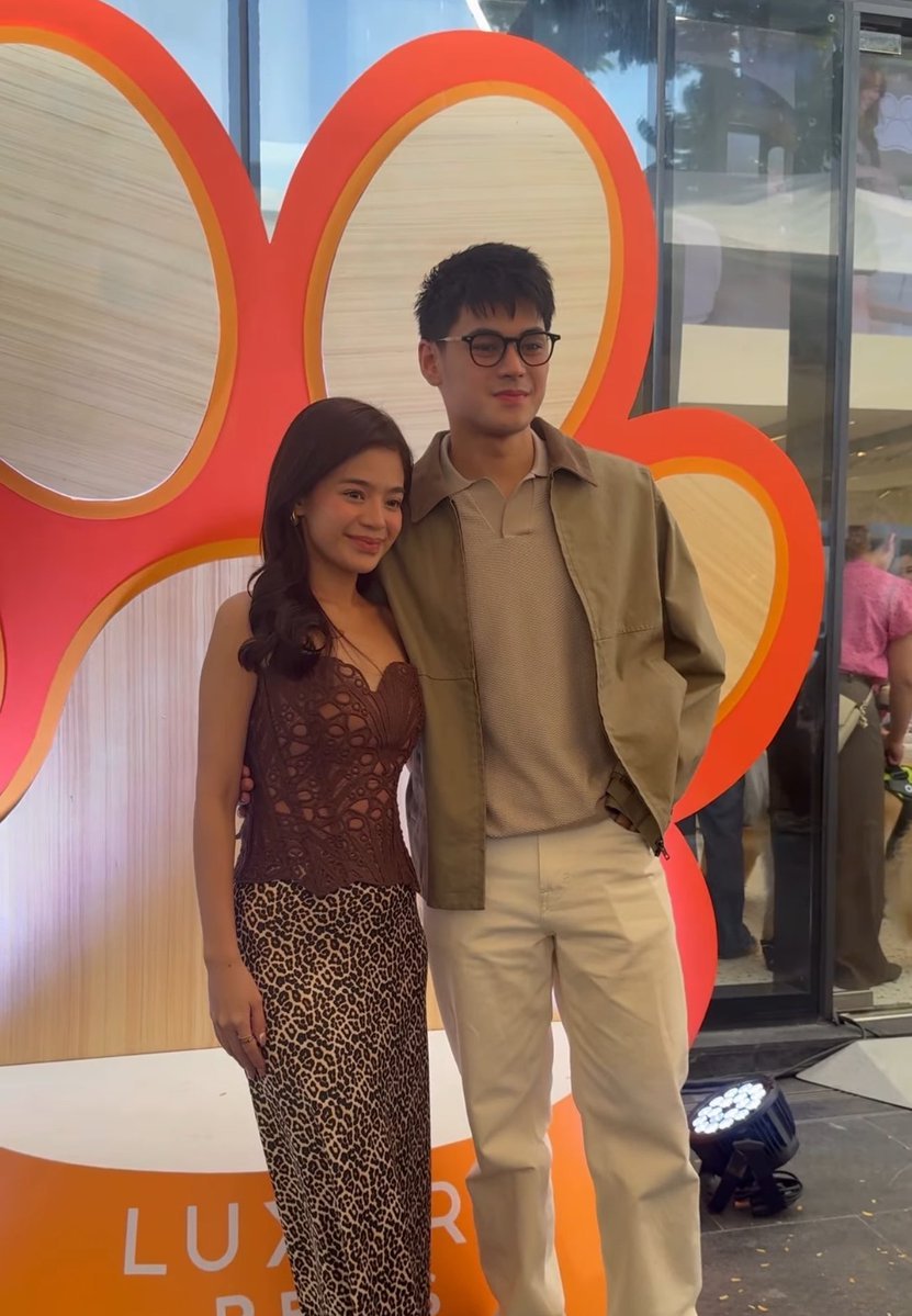 dstnchrls's tweet photo. they look so domesticated and mature here tho parang may kambal na pinapa-aral na. https://t.co/30dd022ebv