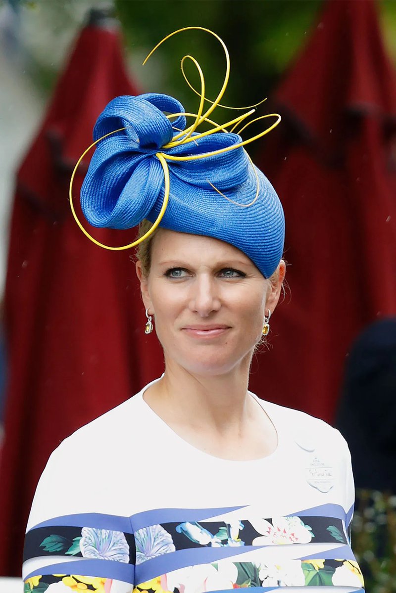 Tatlermagazine's tweet photo. Royal head-turners: the most memorable millinery worn by the Royal Family at Ascot
https://t.co/Qil2eqBPSu https://t.co/GsDFM1mdo4