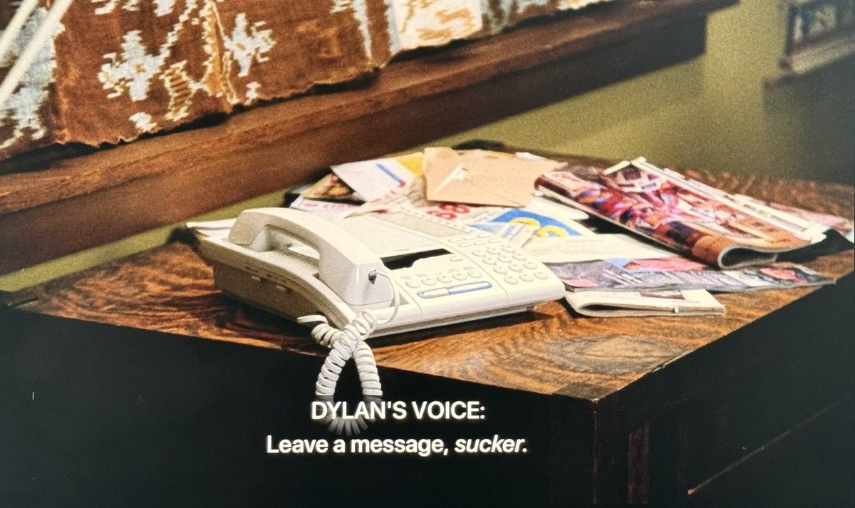 rewatching90210's tweet photo. When Dylan started spiraling out of control, THIS was his outgoing message on his answering machine. He was the coolest. https://t.co/d3HU4wtVLw