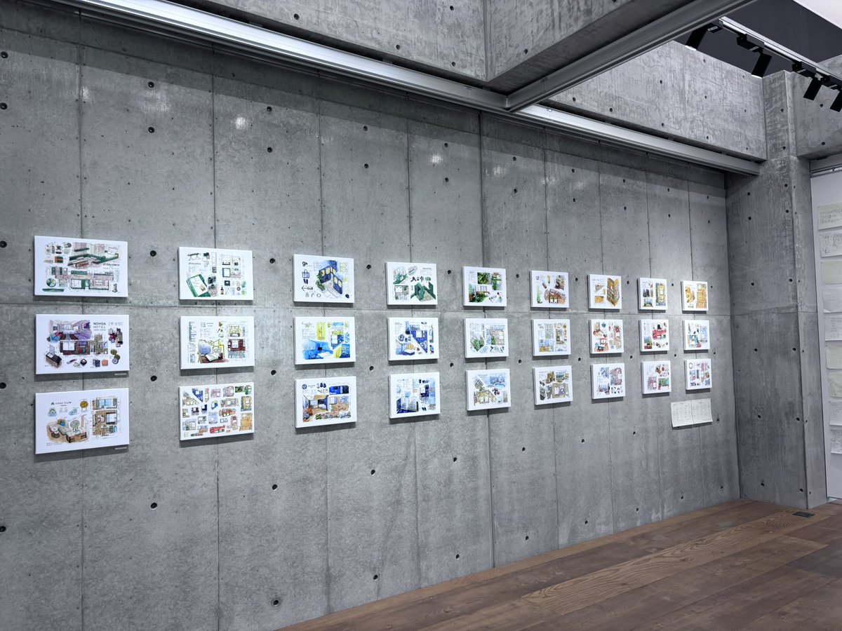 beniiro2016's tweet photo. 撮影可、展示方法が画像の通りでほんと至近距離でまじまじと眺められて幸せでした。
画像貼ってませんが他にも色々展示されてました。
天井近くの作品も眺めたかった………
実測スケッチ……ほんと素敵なんです https://t.co/UJcrc7G6Vx