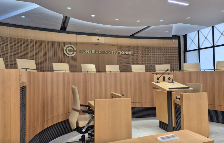 SyndicatFamille's tweet photo. Scandale démocratique, social et éthique immense du rejet du projet de référendum sur l'euthanasie par @Conseil_constit !
Les Français ne pourraient donc pas être consultés sur un sujet aussi crucial ? Alors à quoi sert la prétendue possibilité de référendum inscrite dans la Constitution ?