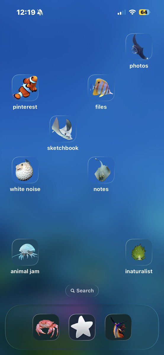 phi1odendron's tweet photo. MY PHONE KEPT PESTERING ME TO UPDATE IT SO I DID AND NOW ALL MY CUSTOM APP ICONS THAT I MADE MYSELF HAVE AN OUTLINE AROUND THEM WHAT THE FUCK !!!!! https://t.co/e576l0y2Kn