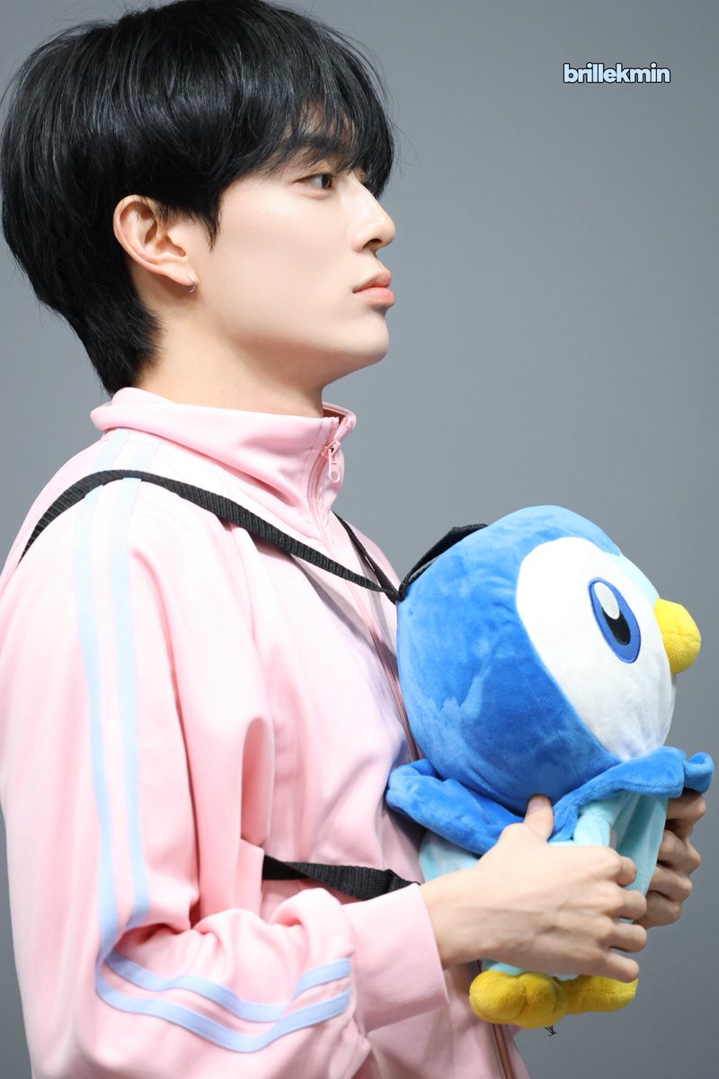 brillekmin's tweet photo. 강민시

푹 자~✧‧˚

#강민 #유강민 #KANGMIN #カンミン
#베리베리 #VERIVERY https://t.co/GRTYYGaWRI