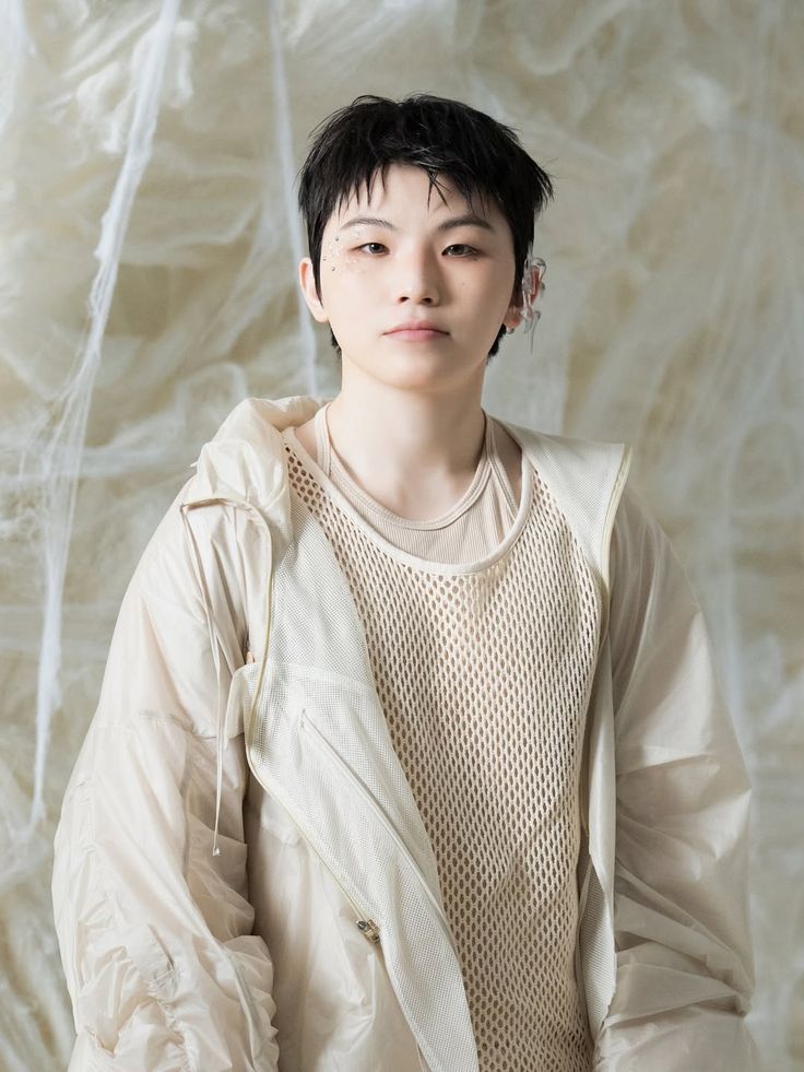 woozihourly_'s tweet photo. #우지 #WOOZI #세븐틴 #SEVENTEEN https://t.co/LY09cCWYou