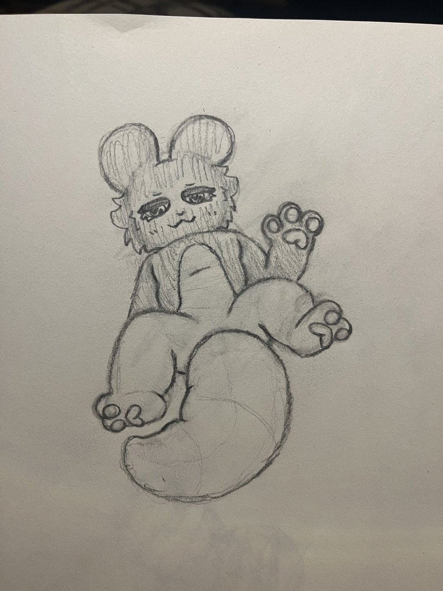RW_Enot's tweet photo. Enot paws or whatever https://t.co/5O4B3ojWLd