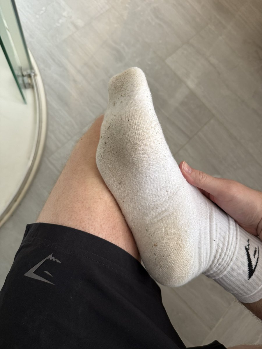 DailySize12s's tweet photo. Someone is about to get lucky 😏🐽 https://t.co/nbVFWGsTNJ