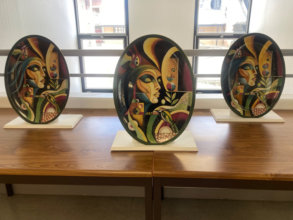 CDIBrisson's tweet photo. Exposition « Le Meilleur coup de pinceau »
#decoration sur #ceramique #CAP 🎨🤩👌🏻👏🏻 https://t.co/t8z3HZiFc8