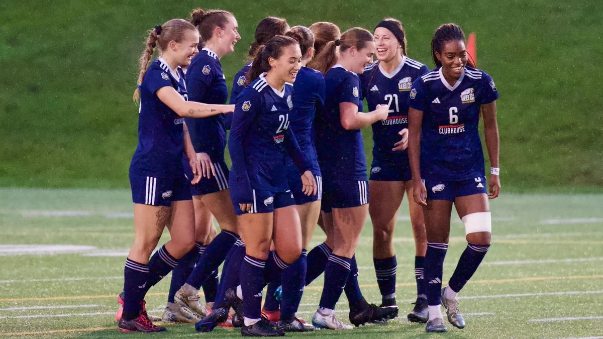 USPORTSca's tweet photo. ➡️ Thunderbirds aim to ride global summer soccer wave in Vancouver through U SPORTS Championship hosting this fall

➡️ UBC comptent profiter de l’élan que prendra le soccer cet été pour la tenue du Championnat de U SPORTS

EN: https://t.co/VMxa3IOamm
FR: https://t.co/4zpPLyZpmL https://t.co/DlR4zzf4QQ