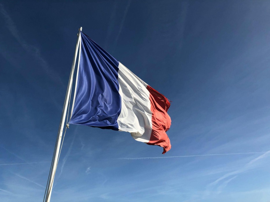 VanguardMag's tweet photo. A new Canada-France security agreement could give Canadian companies improved access to French defence programs and collaborative R&amp;D opportunities across key dual-use sectors. #DefenceIndustry #Innovation #Aerospace #Cybersecurity #Canada

https://t.co/ml99WAmgBf https://t.co/uDvgkt6ol8