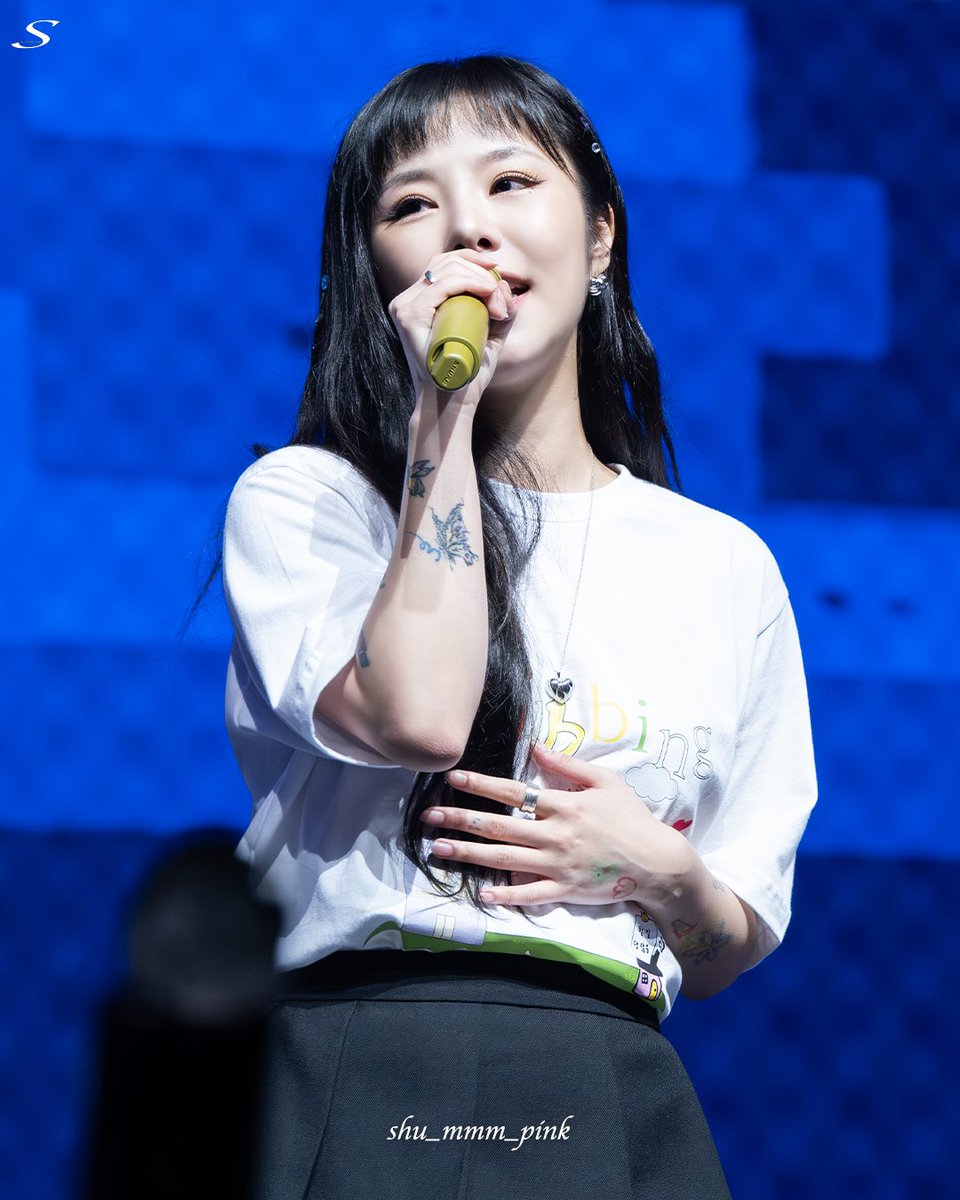 shu_mmm_pink's tweet photo. 2025.11.30

2025 Whee In FAN-CON TOUR
[OWHEECE] in MACAU

❌Do not crop logo

@whee_inthemood

#마마무 #MAMAMOO
#정휘인 #휘인 #Wheein
#OWHEECE https://t.co/b13OAfD0LI