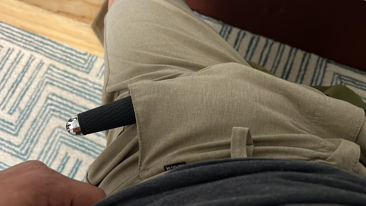 CTap2020's tweet photo. a vibrating wand in the pocket is always a great start to the day. https://t.co/LdZXFRItrb