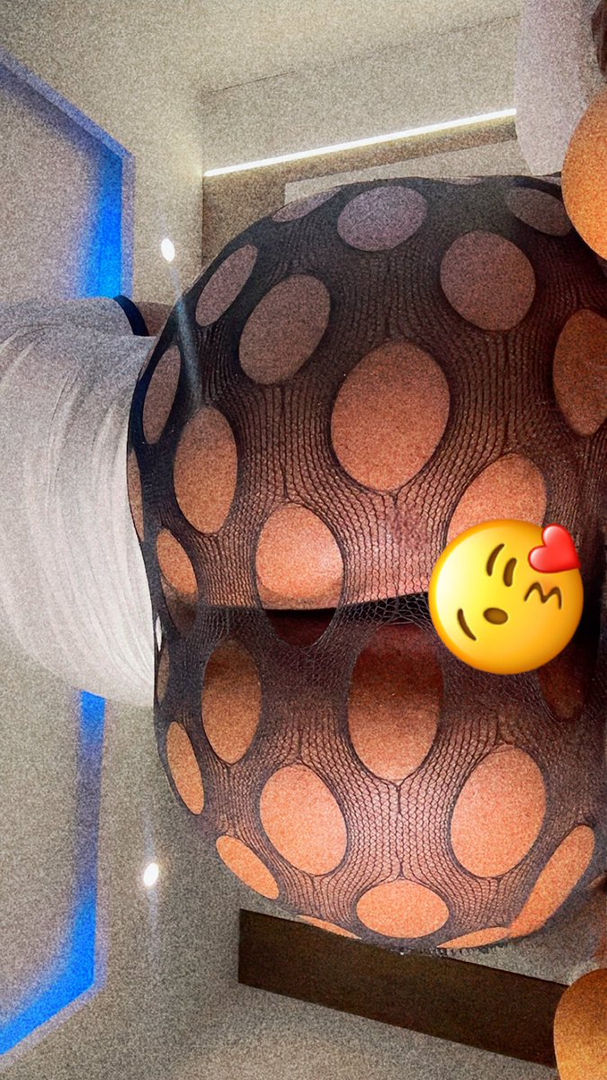 Prettybillyyy's tweet photo. I give good sloppy blow job 
Snapchat 
prettyderaaaaa
Telegram 
070 2618 8883
sexyfatass

#fypシ゚viral #trend https://t.co/nVYYcAuZLQ