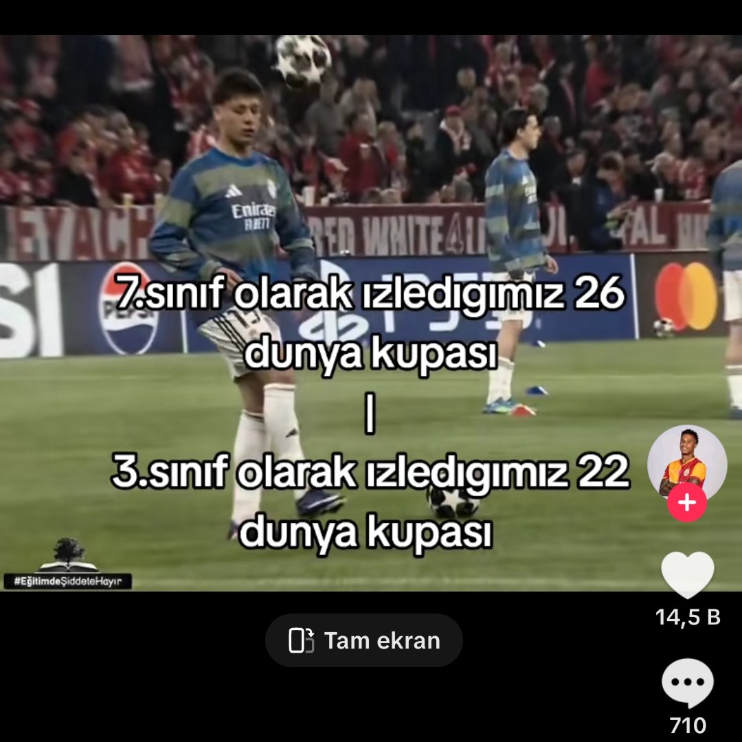 swokyell's tweet photo. Kız: yaşı büyük erkekler çok çekici

Biz: https://t.co/5mL6Wcz39k