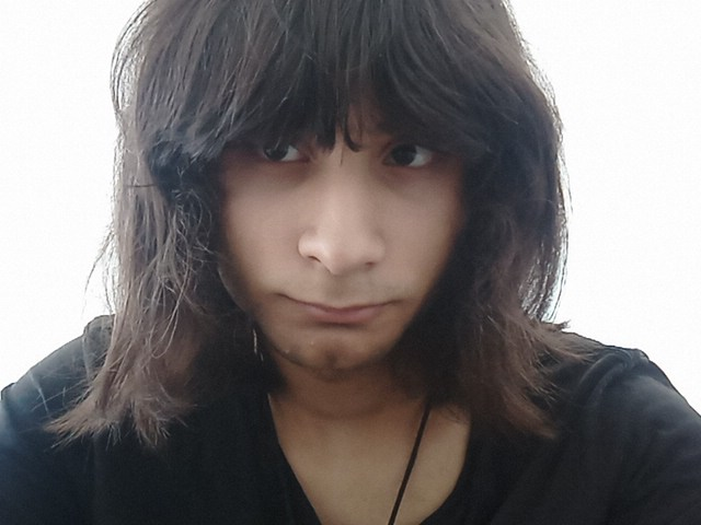 loxdsm09's tweet photo. this spooky boy is making 17yrs old 💀💀💀 https://t.co/rwECsi8Cpc