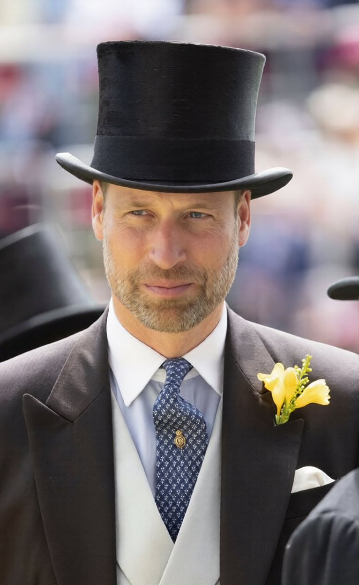 tokkianami's tweet photo. Prince William at Royal Ascot 🤩 https://t.co/NuGBrdF9Av