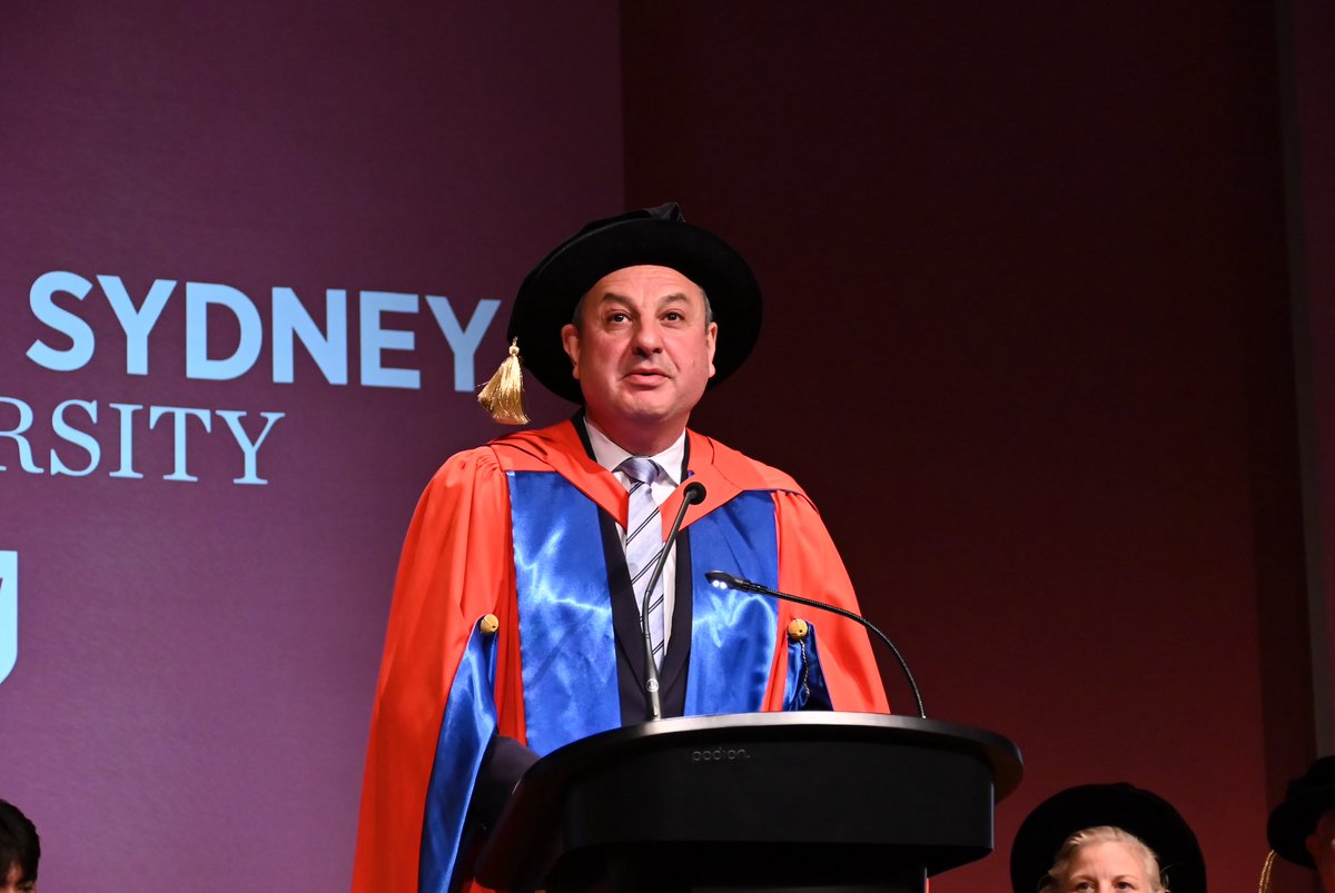 LilaMularczyk's tweet photo. NSW Department of Education Secretary, Murat Dizdar, Honorary Doctorate Conferred  at Western Sydney University, with an inspiring acceptance speech. Recognition of Murat’s exceptional leadership impact on education. @pruecar @PEFOZ @dizdarm @westernsydneyu @NSWEducation @NSWSPC https://t.co/iILX8CtTG8