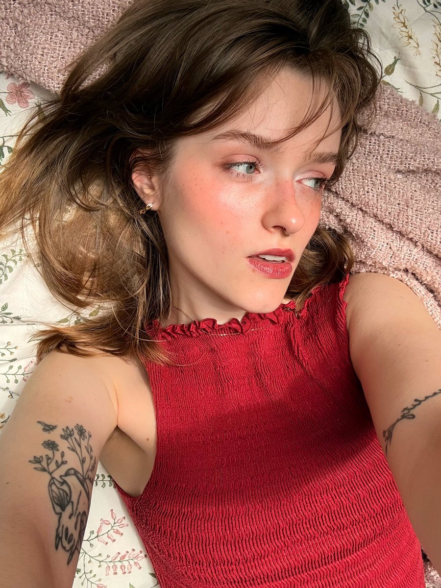 ryn (& apple) ‧₊ 🍒 ᵎᵎ tweet media