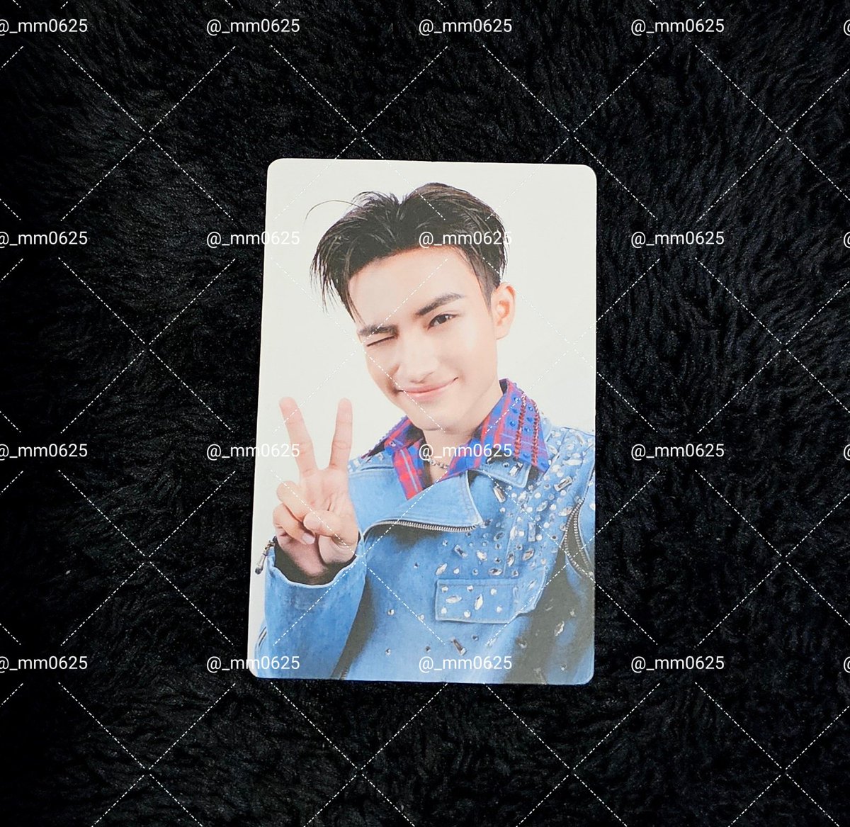 _mm0625's tweet photo. หาแลก limited photo card นะคะ

เรา: เฟรม
คุณ: จีซัง

ม่ายขายน้า🙇‍♀️ นัดแลก bts/mrt/ ตามงานไดซ์ได้ค่ะ

#ตลาดนัดDICE https://t.co/Ah9UaiDukT