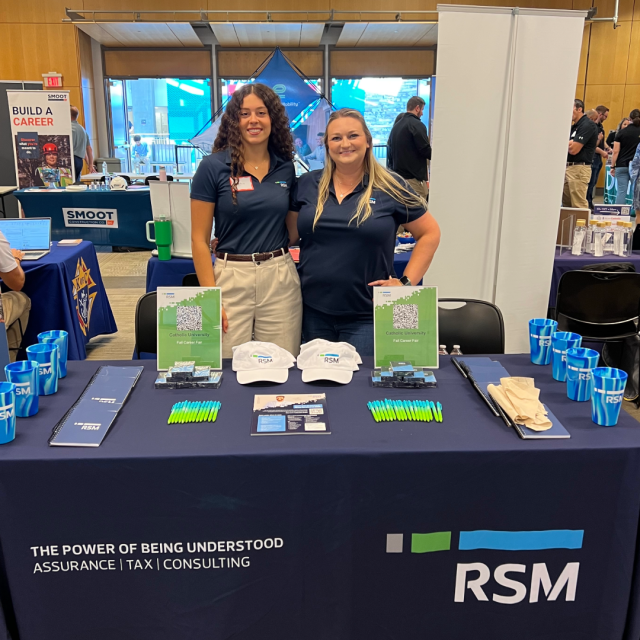 Sebouh's tweet photo. We have new interns kicking off their journey at RSM this month! Welcome to our team! #GrowForwardatRSM https://t.co/EoANHEDCsc https://t.co/GO3JCohGQv
