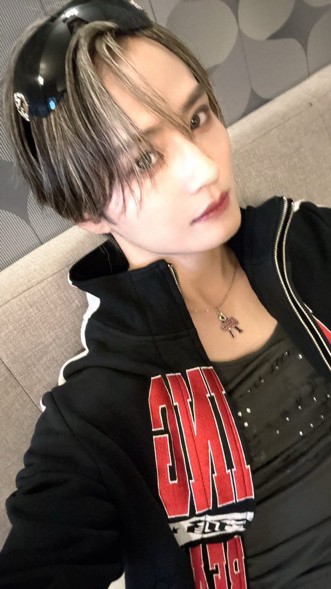 official_DXTEEN's tweet photo. [#寺尾香信]
Wanna期スタートだね〜👐

#DXTEEN_Wanna
#DXTEEN #TERAOKOSHIN https://t.co/IbtiKXVpB2