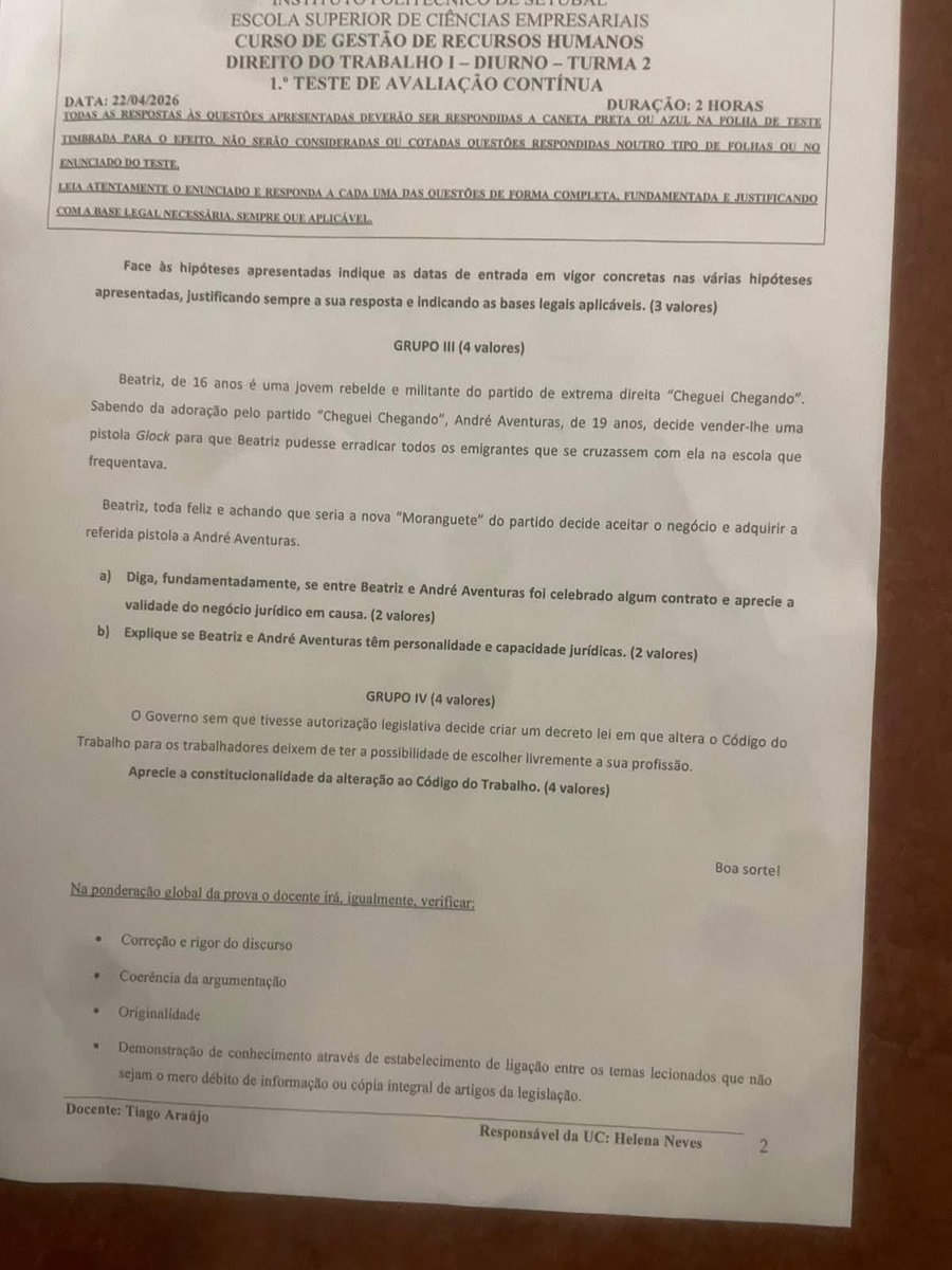 AndreCVentura's tweet photo. Isto é pura doutrinação política nas escolas. São décadas disto. Tem de acabar! https://t.co/DGKSifvbc6