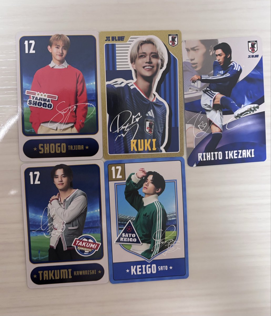 usa_o99's tweet photo. JIBLUE OFFICIAL GOODS JO1 INI
フォトカード トレカ 交換

【譲】画像1.2枚目

【求】後藤
        画像3枚目💘＞⭐️

🎀関東オフラor郵送🎀

同異種◎

お気軽にお声掛けください🙇🏻‍♀️
 #JIBLUE交換  #JO1交換  #INI交換 https://t.co/YxMHrtEZJQ