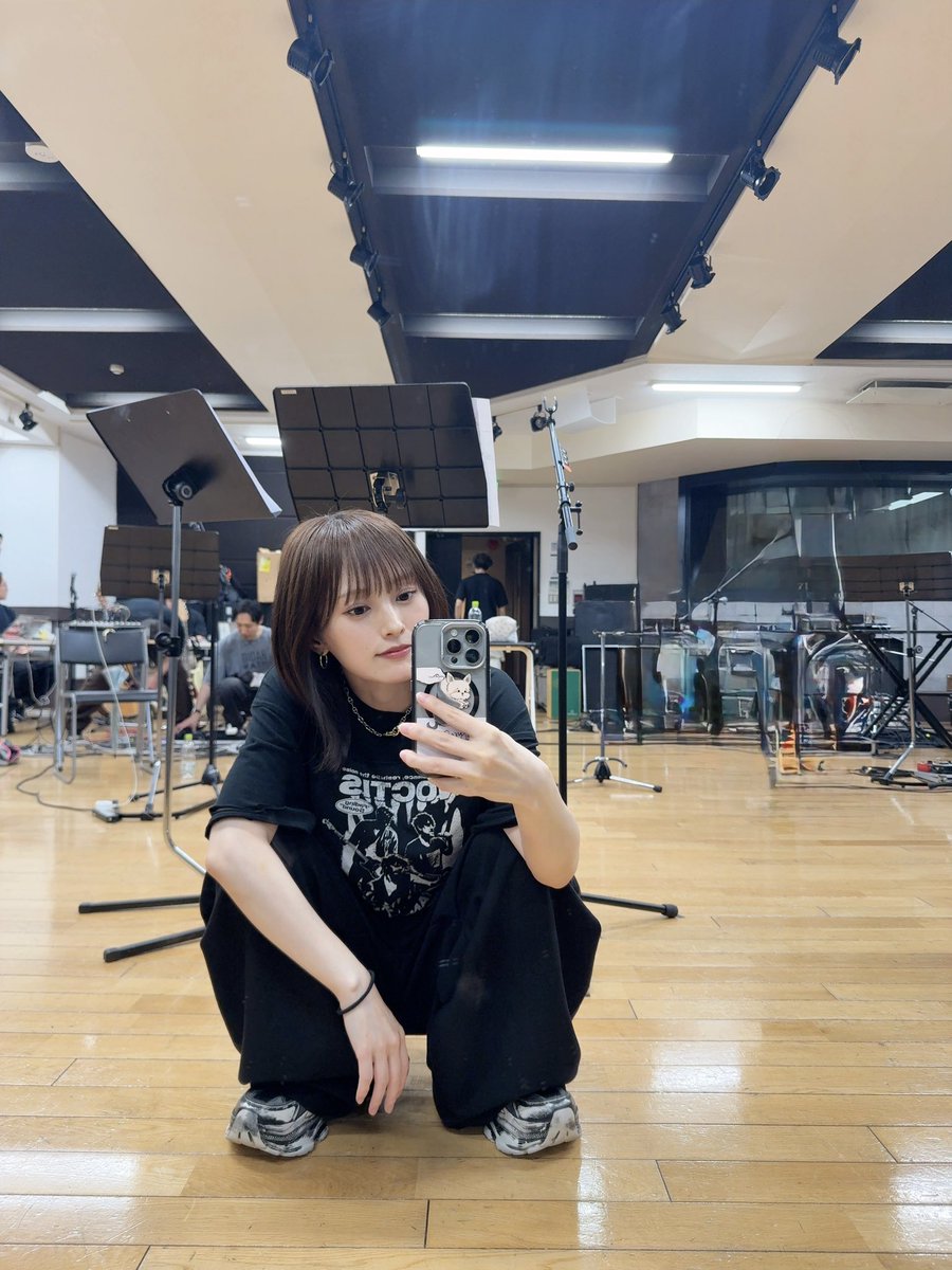 SayakaNeon's tweet photo. 武道館リハ始まりますた🔥🔥🔥

#山本彩_武道館 https://t.co/BWWuhqev7g