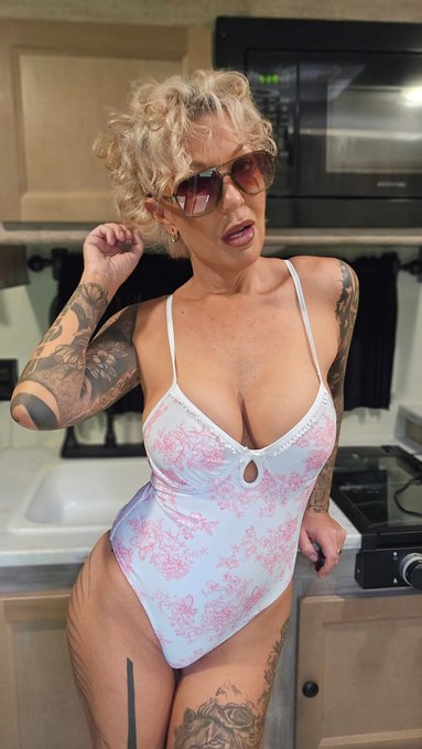 Gypsyundersupervised - Onlyfans and fansly still in links https://t.co/jnmh1zTbQI
