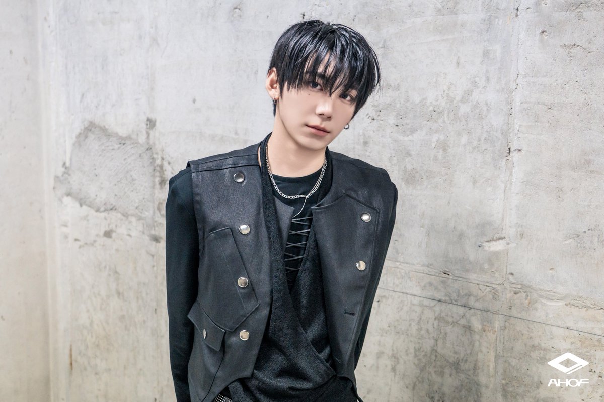 HaneulzPH's tweet photo. 260617 AHOF Weverse
AHOF(아홉) 'Sugar High' Performance Video Shooting Behind

🖇️ https://t.co/mUyTSbtVdC

#HAN #박한  
#AHOF #아홉 
#Sugar_High 
@AHOF_official https://t.co/UASeGeFQef