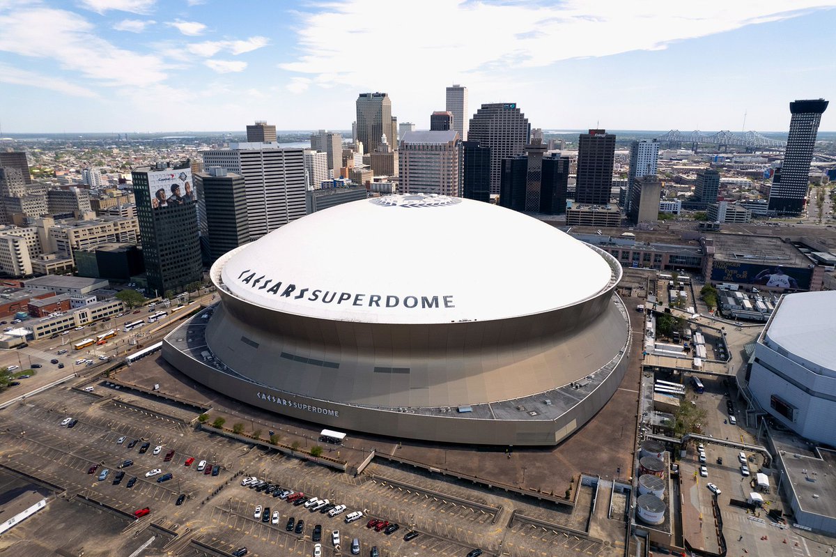 LucasKneipp2's tweet photo. Alguns estádios incríveis nos estados Unidos que ficaram fora da Copa do mundo:
US Bank Stadium - Minneapolis
Allegiant Stadium - Las Vegas
Caesars superdome - New Orleans
Coliseu de Los Angeles - meio óbvio onde ele está https://t.co/y6eGkXR9AA