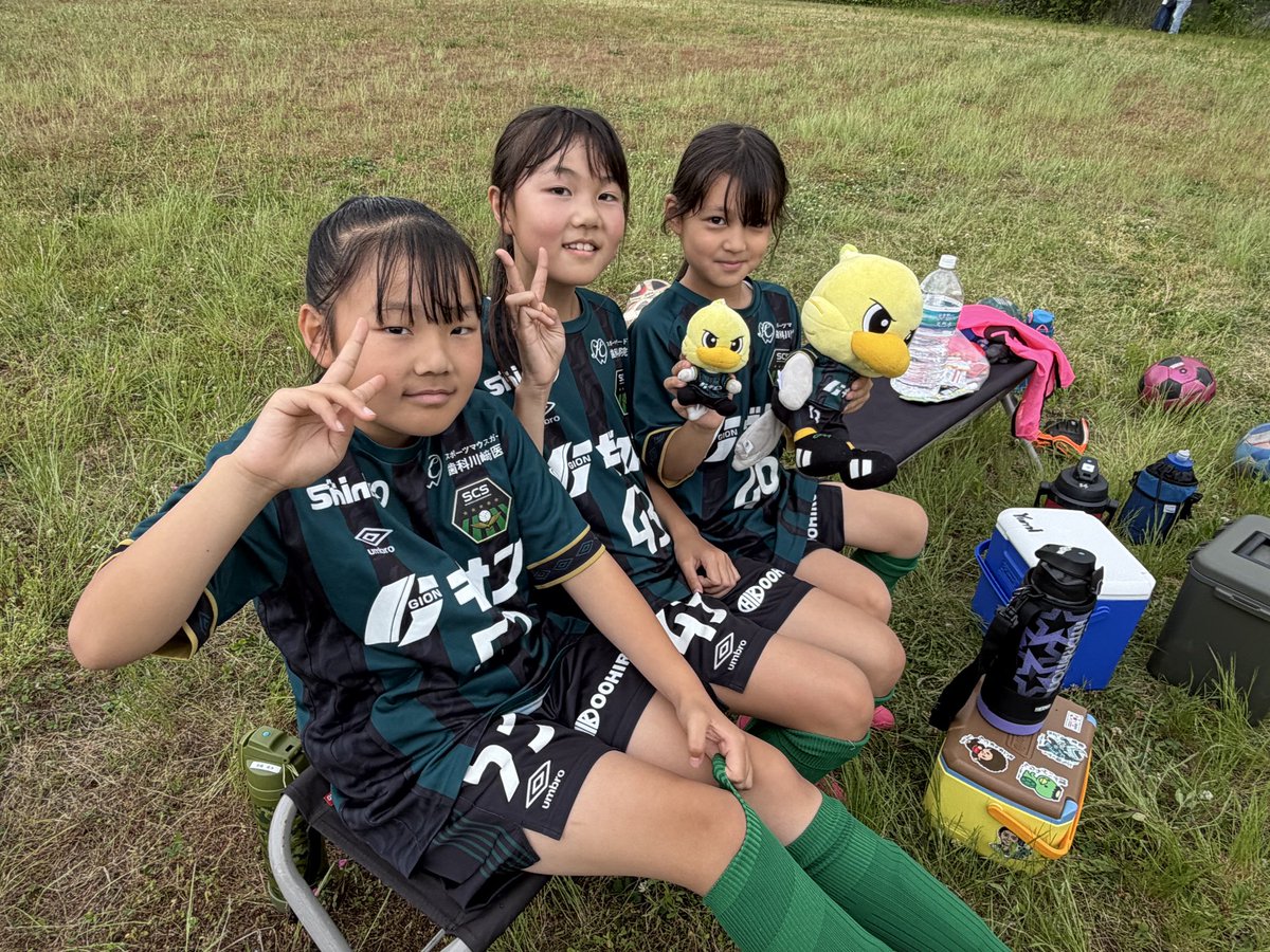 SCS_academy's tweet photo. 🟩⬛️スクール交流戦_女子
#SC相模原FIORE の交流戦にスクール所属U12の選手たちも参加しました⚽️

戸惑う場面もありましたが、次第に良いプレーやチームワークも高まり、とても楽しんでいました👍
#FCふじざくら山梨 の皆様、対戦ありがとうございました😊

#SC相模原
#サッカースクール
#女子サッカー https://t.co/KqrxNaAHzv