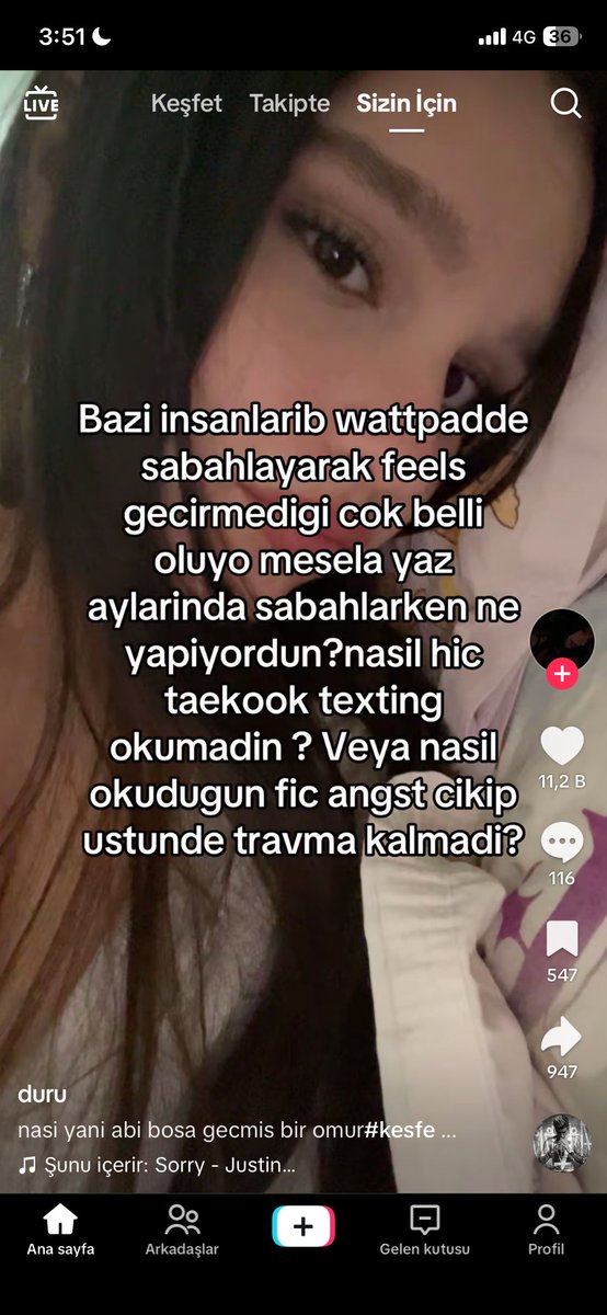 Luxphine's tweet photo. ben o zamanlarda yuri okuyordum. hatta okumadigim jensoo fici kalmamisti https://t.co/PvC4V6l8Rv