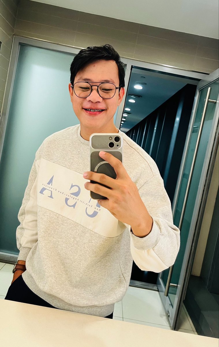 itsurboizee_'s tweet photo. Wednesday shift. ✨ https://t.co/TiLciOFKmx