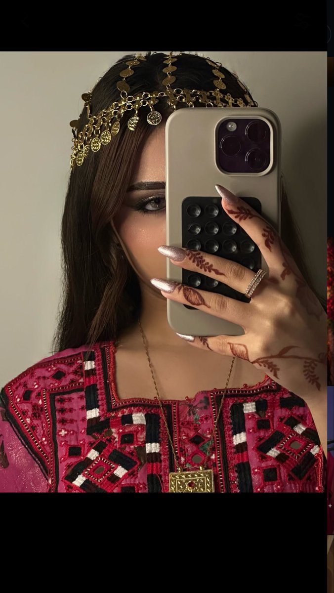 loloa61650415's tweet photo. مقولة اليّوم وكل يوم  خاطبوا العالم 
على قدر عقولهم ....❤️
#مساء_الخير . https://t.co/59TItPPfqM