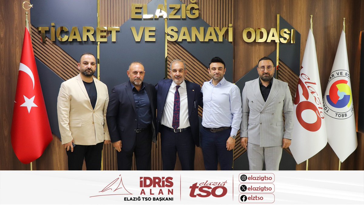 idrisalan_23's tweet photo. Elazığ TSO Meclis Üyemiz Sn. Nurullah Yıldız ile birlikte Odamız üyesi Esim Otomotiv İnşaat ve Altın Kılıç Otomotiv firma sahipleri değerli dostum Sn. Zülfü Kılıç, kıymetli evlatları Sn. Okan Kılıç ve Orhan Kılıç'ı Odamızda ağırladık. Sektör ile ilgili değerlendirme ve istişarelerde bulunduğumuz nazik ziyaretlerinden dolayı teşekkür ediyorum.