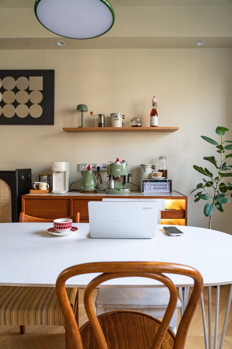 asotoguy's tweet photo. [Tiny tweaks, big vibes at my desk! A cozy stationery caddy + a potted succulent = my favorite work spot that feels calm and productive.  #DeskGoals #WorkFromHome]， https://t.co/OEUkiIQDMW