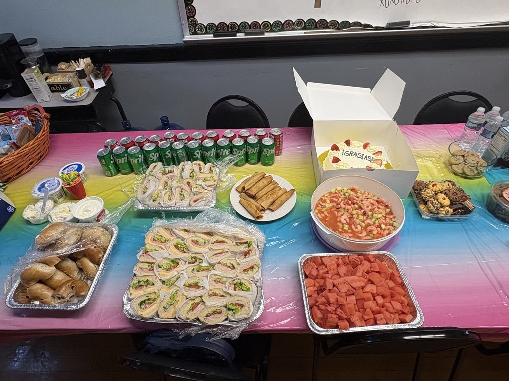 wwrsd's tweet photo. Thank you to our ML Community and Families for spoiling us with tasty treats to celebrate our school year and show their gratitude. https://t.co/12AP2ONX8g