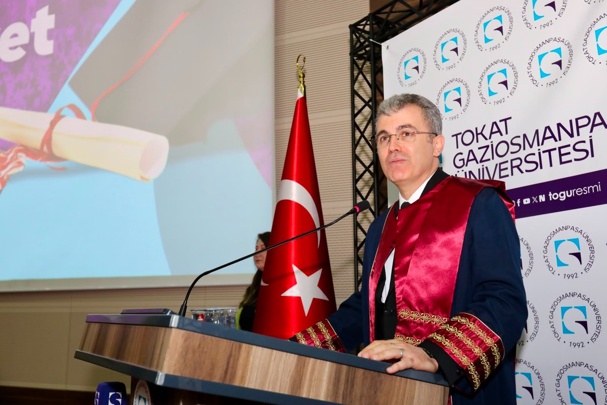 TOGUEF60's tweet photo. 📢🎓✨Fakültemiz 23. Dönem Mezunlarını Coşkuyla Uğurladı ✨🎓
Haberin detayları için 👉🏻 https://t.co/1iut0Ll4ww
@toguresmi @profdrfatihylmz @toguef  #togüeğitimfakültesi #eğitiminkalbinde #geleceğinizinde #yirmiüçüncüdönemmezunları #geleceğeuzananyoldaseninleyiz https://t.co/pGgNYQ5JSZ