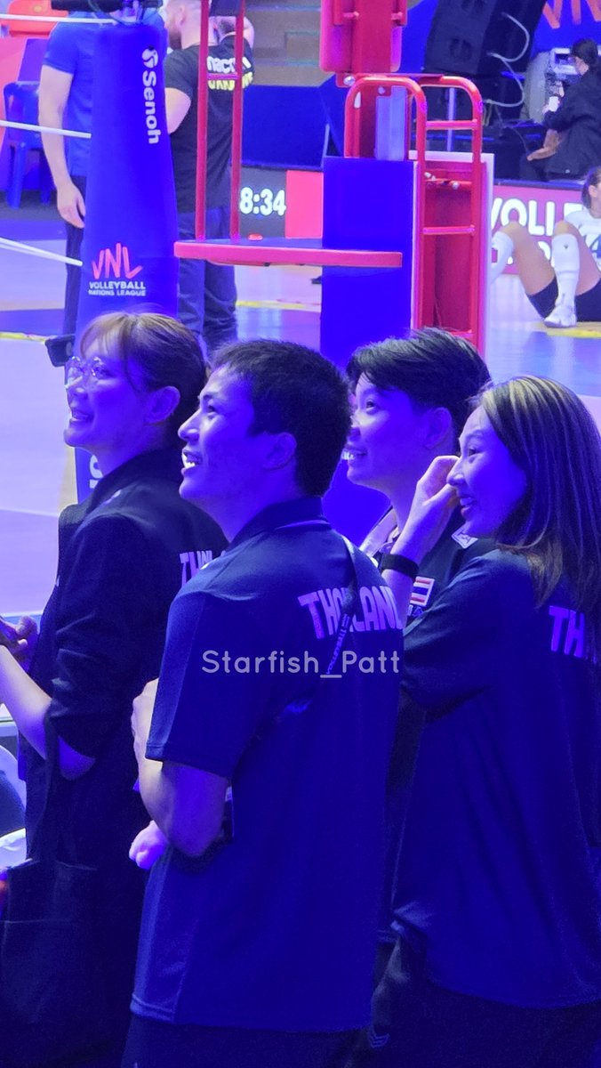 Starfish_Patt's tweet photo. สอง ยูฟ่า บุ๋มบิ๋มมาร่วมชมด้วย 
#วอลเลย์บอลหญิง https://t.co/Or2gjVv0W9