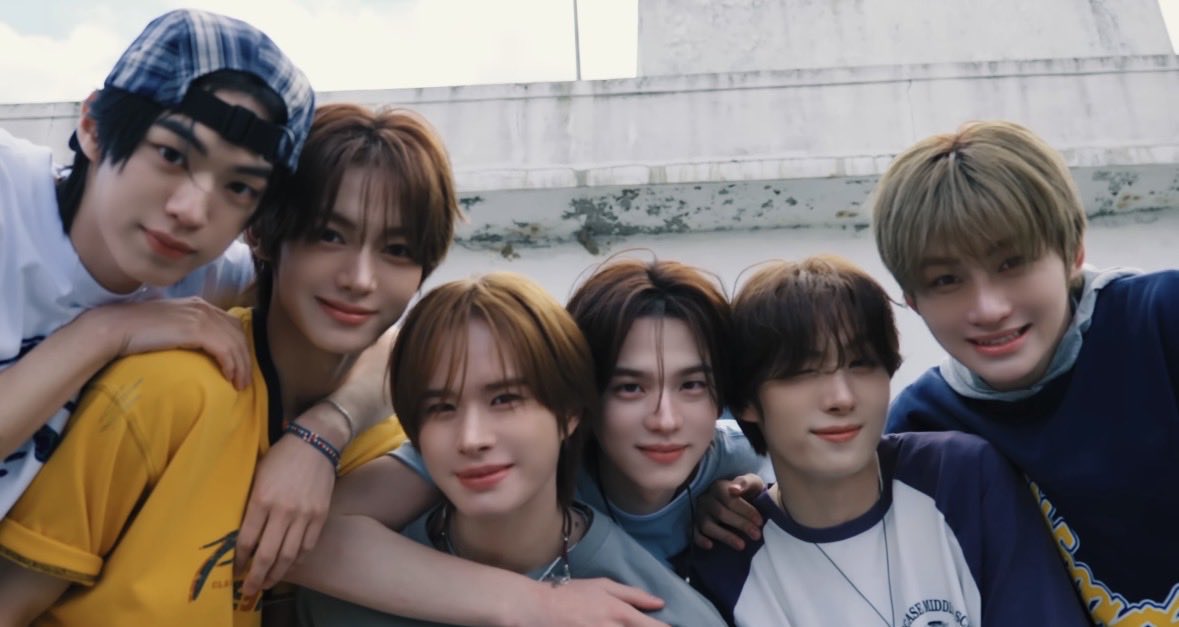 ddo0h_'s tweet photo. 귀엽다ㅠㅠ 우정여행인가봐🥹 https://t.co/XHeXoFN300